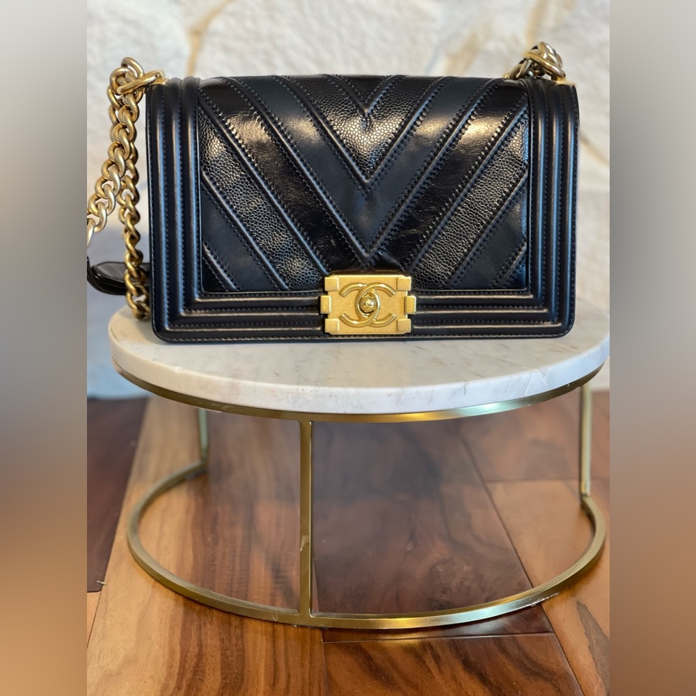 Chanel Black and Gold Women's Bag